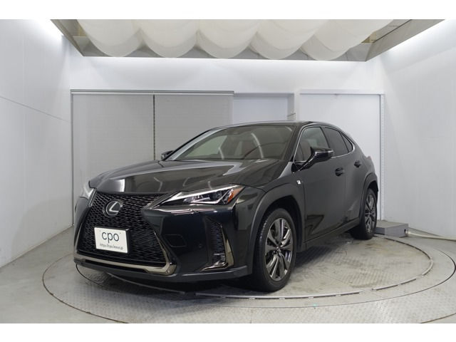 UX 200 Fスポーツ 