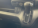【 シフト 】シフトも操作しやすく快適なドライブを楽しんでいただけます♪