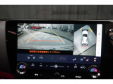 上から車両を見下ろしたような映像をナビゲーション画面に表示する「パノラミックビューモニター(床下透過表示機能付き)も搭載しています。
