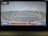 バックガイドモニターで、後方を確認しながら安心して駐車することができます。運転初心者も熟練者も必須の機能ですよ!