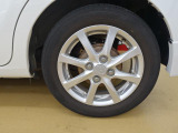 純正アルミホイールです!デザインホイールでかっこいい!