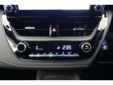 ★エアコンはオートタイプが装着済みです!オートモードにしておけば、車内温度を設定するだけで風の料や吹き出し口の切り替えを機械が行ってくれます!一年中快適な環境を作れますよ♪