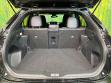 普段のお買い物や通勤、送迎等に十分な荷室スペースを確保しております。セカンドシートを倒すと、大きな荷物の積載も可能です♪