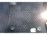 フロアマットが付いています。