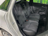 後部座席も気になるようなキズ・汚れやへたり等、大きなダメージはなく、良好な状態です。