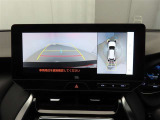 バックモニターを装備しています。車庫入れ時等に車両後方が確認出来るのでとても便利です。