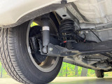 お車を安心してお乗りいただく為には、足回りの定期点検が欠かせません。サービスサポート(有償保証)では無料点検もご提供しており、安心のカーライフをお過ごしいただけるサポート体制が整っています。