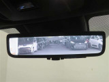 車両後方の視界をクリアに映し出す「デジタルインナーミラー」搭載です。