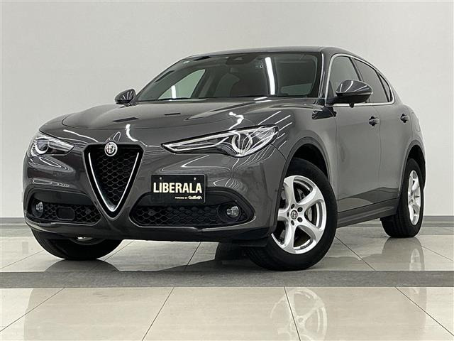 ステルヴィオ2.2 ターボ ディーゼル Q4 ヴェローチェ 4WD本革シート