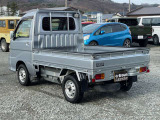 当社では全車ルームクリーニングを施工しご納車。室内だけでなく、エンジンルーム、ドアヒンジ等、隅々まで綺麗に仕上げております!気持ちのいいご納車をお届け致します!