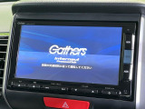 【純正ナビ】人気の純正ナビを装備しております。ナビの使いやすさはもちろん、オーディオ機能も充実!キャンプや旅行はもちろん、通勤や買い物など普段のドライブも楽しくなるはず♪