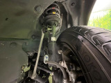 お車を安心してお乗りいただく為には、足回りの定期点検が欠かせません。サービスサポート(有償保証)では無料点検もご提供しており、安心のカーライフをお過ごしいただけるサポート体制が整っています。