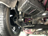 お車を安心してお乗りいただく為には、足回りの定期点検が欠かせません。サービスサポート(有償保証)では無料点検もご提供しており、安心のカーライフをお過ごしいただけるサポート体制が整っています。