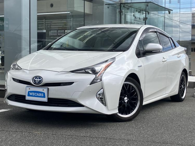 プリウス 1.8 S セーフティ プラス 