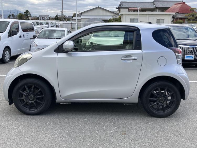 トヨタ iQ 1.0 100X 2シーター の中古車詳細 (75,400km