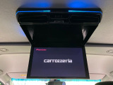 【フリップダウンモニター】大画面モニターで後席でもエンタメをお楽しみいただけます。小さなお子様にも大人気の装備です♪
