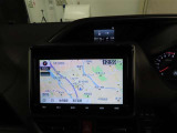 トヨタ純正ナビ装備!地図描写は文字も道もクリアで見やすく、滑らかに表示します。これさえあればもう道に迷わないですみますね♪フルセグで地上波デジタル放送TVもバッチリ綺麗に見れちゃいます♪