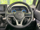 【純正革巻きステアリング】上質な革を使用することで、手にしっかり馴染みとても運転しやすいハンドルです♪