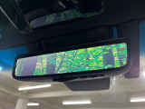 【デジタルインナーミラー】後席の大きな荷物や同乗者で後方が確認しづらい時でも安心!カメラが撮影した車両後方の映像をルームミラー内に表示。クリアな視界で状況の確認が可能です!