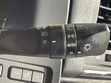 【オートライト(AUTO)】外の明るさをシステムが感知して、自動でヘッドライトが点灯します!ヘッドライトをつけ忘れを防ぐ便利機能です。