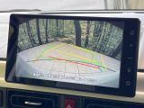 【バックカメラ】駐車時に後方がリアルタイム映像で確認できます。大型商業施設や立体駐車場での駐車時や、夜間のバック時に大活躍!運転スキルに関わらず、今や必須となった装備のひとつです!