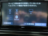 嬉しい装備です♪フルセグTV・DVD再生・Bluetoothオーディオに対応しています!!