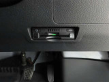 ETC!料金所も止まる事無くスイスイです!窓を開ける必要も無いので雨や花粉、排気ガスの浸入もありません!今や必需品ですネ!