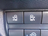 両側とも電動オートスライドドアです。運転席からも操作できて便利です。