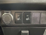 シートヒーター装備!エアコンに比べて暖まるスピードが速いので冬でも快適に過ごせます