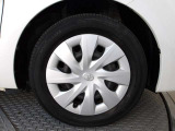 タイヤサイズは175/65R15です