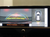 パノラミックビューモニター付きで、車両の周囲を確認することができるので安心できますね♪