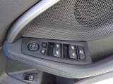 お車の車検や板金等も自社整備工場にて対応致しますので、ご安心下さい。お客様からのご来店、ご連絡をスタッフ一同心よりお待ちしております。