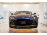 DBS Volanteは生産台数が非常に珍しい車両です。DB11世代のフラグシップモデルであり、唯一の12気筒エンジンのオープンモデルです。