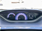 【スピードメーター】メーターがシンプルで見やすく運転しやすいですね!