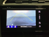 バックでの車庫入れも安心です! リアカメラが付いているバックモニター付のナビを装備しております。操作線もついており距離感も画面から確認できます。