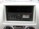 AM・FMチューナーラジオ装備です