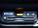 ■【ETC車載器】が装備されています。セットアップをしてお渡しとなり、ETCカードを差し込むだけで高速道路の利用が可能です。