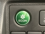 ★ECONスイッチ★ エコドライブを加速しよう!スイッチをONにすると、運転の仕方によるロスを抑え込み燃費をよくするようクルマが頑張ります(*^ー^*)燃費向上にチャレンジ♪
