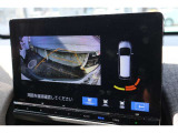 駐車時に便利なバックカメラを装着しています。