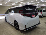 オートエムワンには多数車種様々な在庫がございます。きっとお気に入りの1台に出会えるはずです!