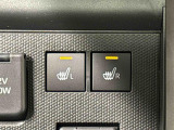 寒い日のドライブを快適にする運転席&助手席シートヒーターが付いてます。アクセサリーソケット(12V/120W)も装備されています。