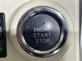 【スマートキー(エンジンスタートストップスイッチ)】スマートキー(電子キー)を持っていれば、スイッチを押すだけでエンジンをかけることができます!
