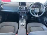 A3セダン 30 TFSI シグネチャーエディション 