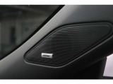 【BOSEサウンド】車種ごとにベストなシステムを用意し、車両の開発段階から音響を突き詰めるBOSE。シート素材の違いによってもセッティングを変更するという、BOSEならではのきめ細やかな音響です。