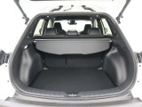 広々としたラゲージスペースを備えています。大きなものや長さのある荷物もしっかりと積み込めます。