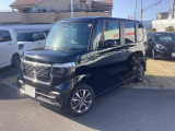 当社試乗車、業務車のN-BOXカスタム(ベースグレード)が入庫です。内外装ともにきれいなお車で、ギャザズ9インチメモリーナビ Bluetooth ETC Rカメラ 等装着しております!