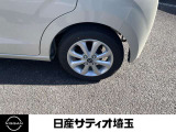 【アルミホイール】高級感引き立てる純正アルミ。止まってても走ってても存在感あります。