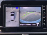 車の上から見下ろしたような360度見えるアラウンドビューモニター搭載してます!狭い駐車場や暗い場所でも安心して駐車出来ます!