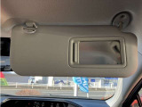 直射日光をカットして安全運転に役立ちます