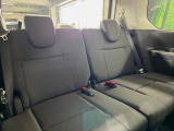 3列目シートはもちろん状態良好☆大人でもゆったりと座って頂けますので、大人数でのお出かけもラクラクです♪ご家族で、気の知れた仲間で、ドライブに行くのが楽しみですね♪